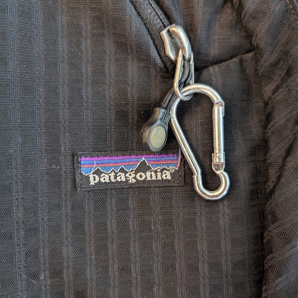 RARE Patagonia Lightwire 25 Laptop Backpack Black - Picture 4 of 8
